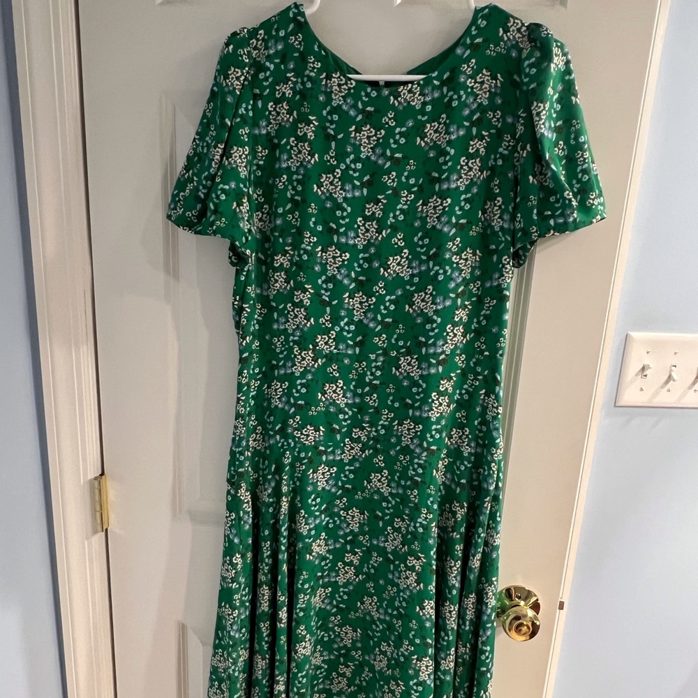 NWOT Loft Balloon Short Sleeve Dress